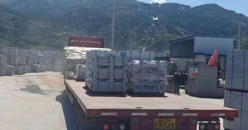 新乡 芝麻白仿形路沿石，直形路沿石