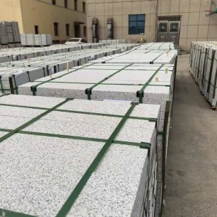 新乡 白麻花岗岩5.0公分荔枝面地铺石