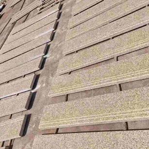 新乡 黄金麻花岗岩光面楼梯踏步