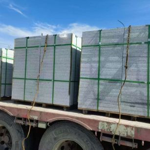 新乡 芝麻白花岗岩地铺石装车日常