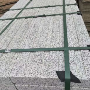 新乡 白麻花岗岩直行盲道石，盲条，地铺石