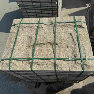 新乡 黄金麻花岗岩石材自然面蘑菇石成品