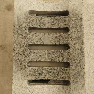 新乡 芝麻白拉丝面花岗岩U型开槽排水槽