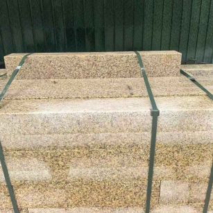 新乡 黄金麻花岗岩石材机切面栏杆料半成品