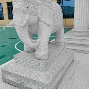 新乡 白麻花岗岩动物异形石雕-大象