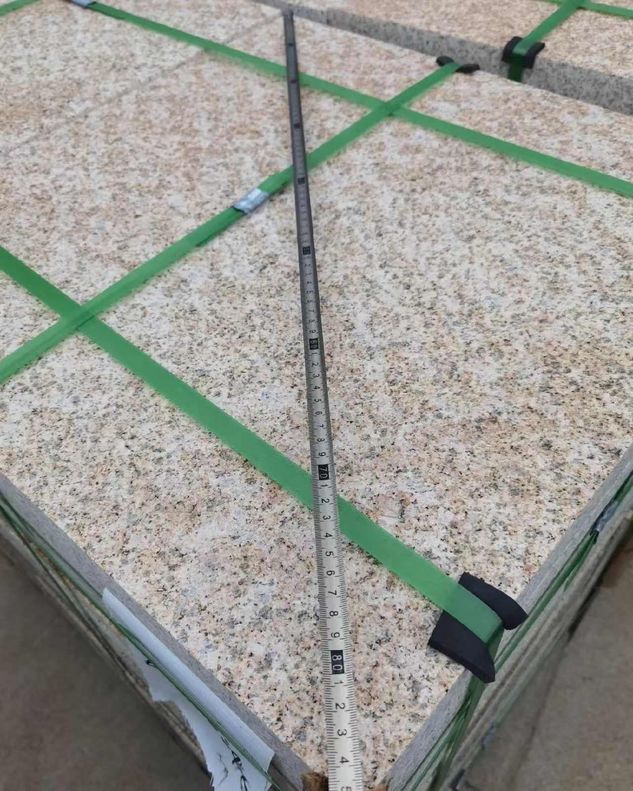 新乡 黄金麻火烧面地铺石