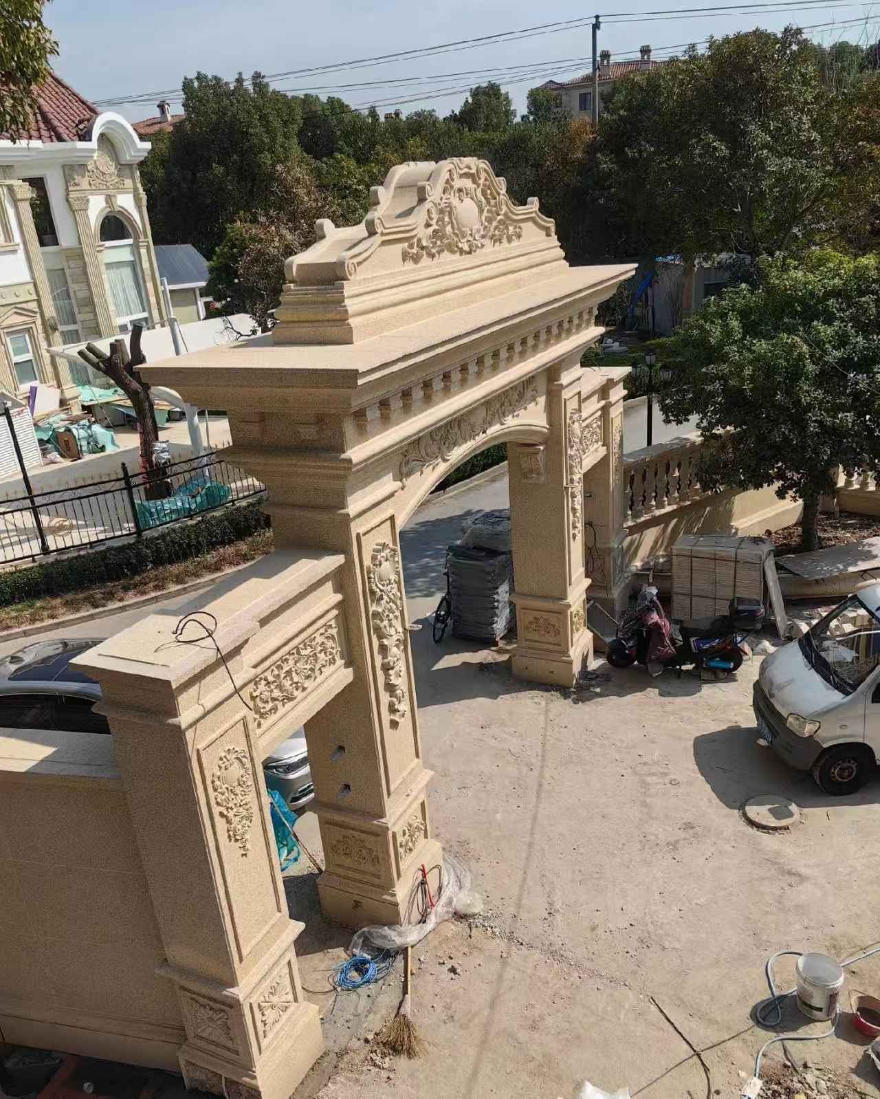 新乡 黄金麻荔枝面花岗岩别墅门楼