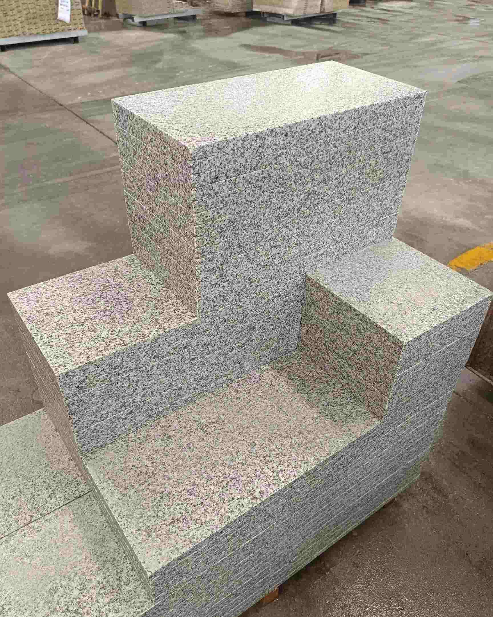 新乡 白麻花岗岩荔枝面地铺石