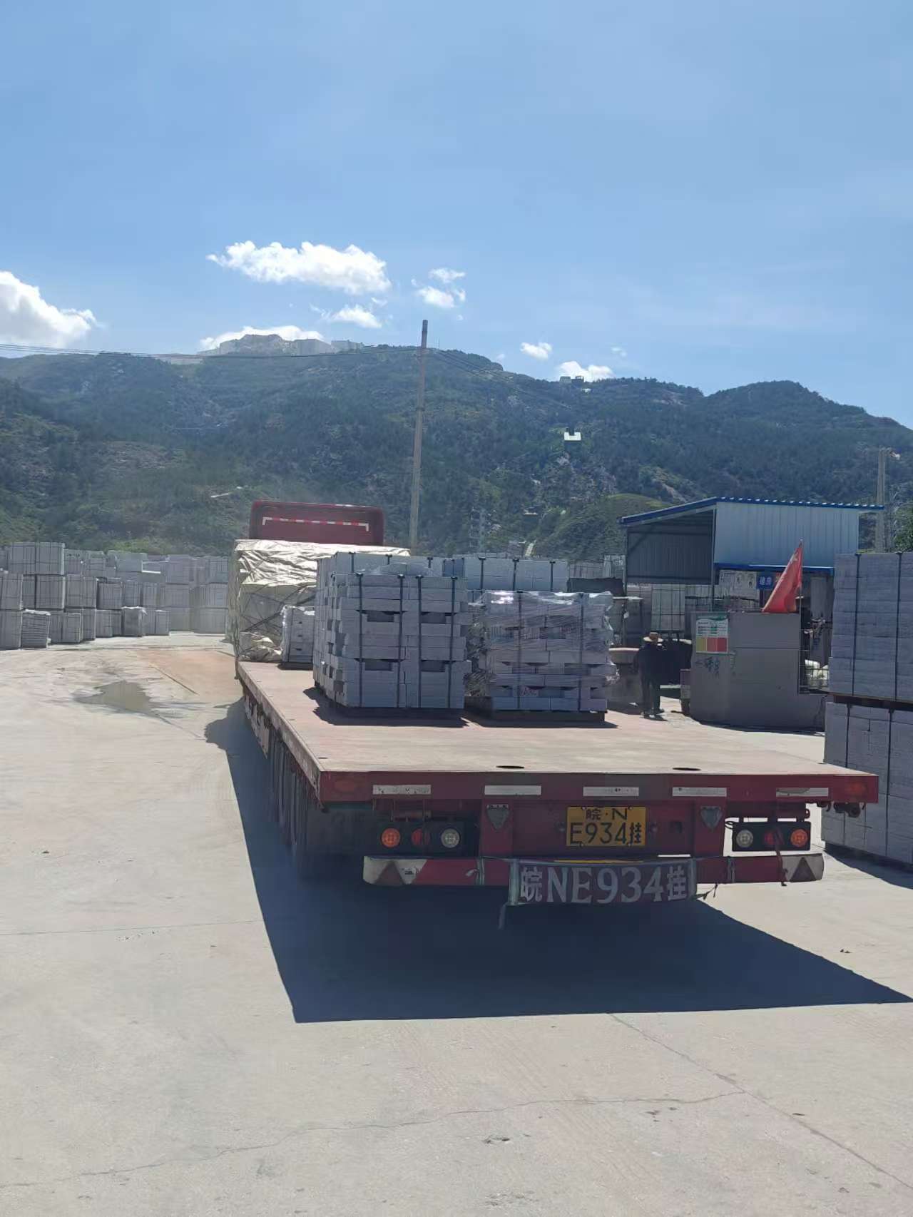 新乡 芝麻白仿形路沿石，直形路沿石