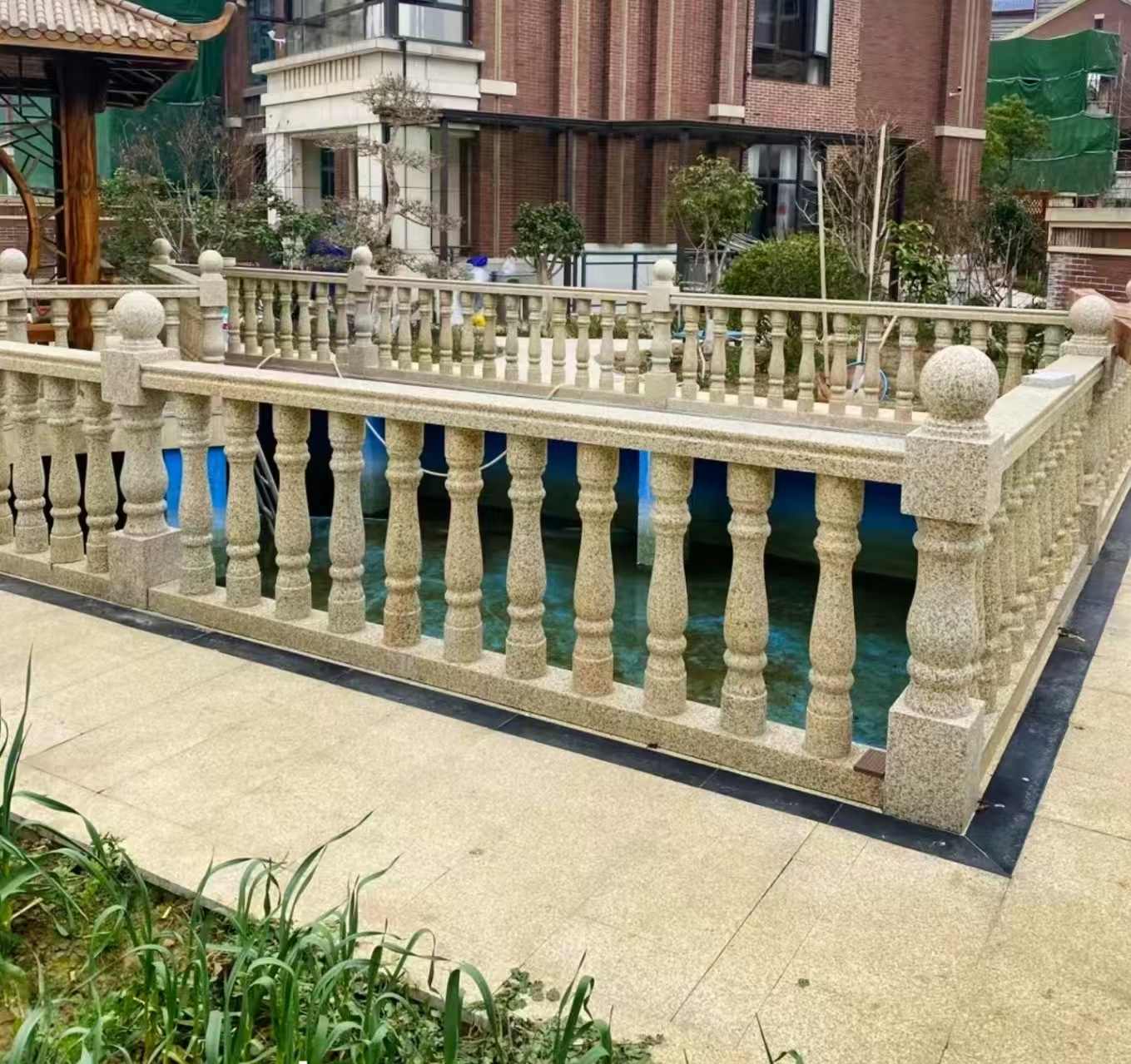 新乡黄金麻花岗岩石材栏杆，扶手，将军柱，花瓶柱