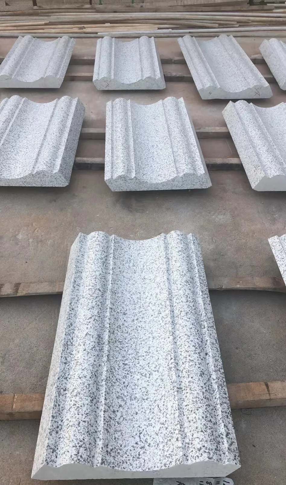 新乡 白麻花岗岩光面别墅线条