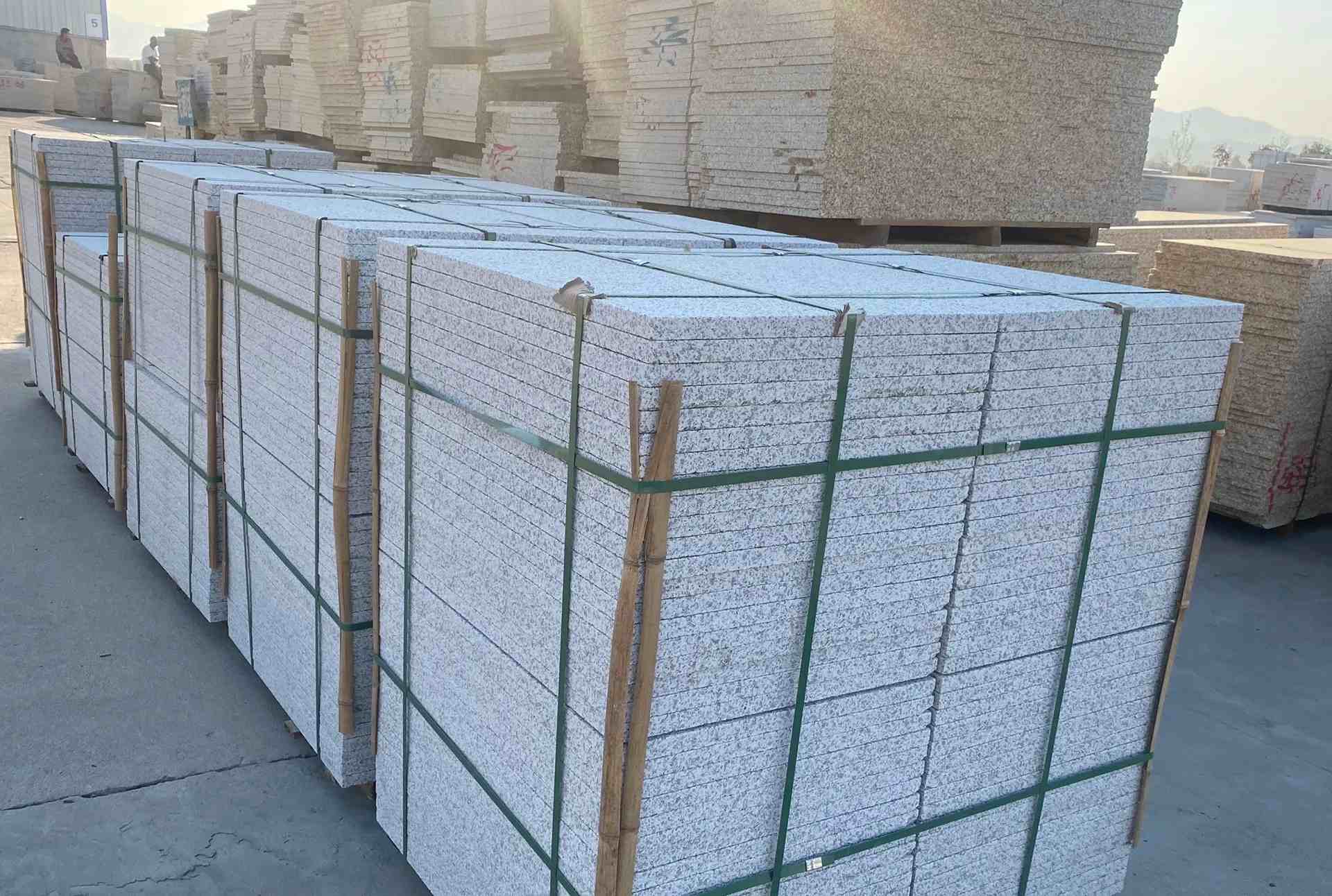 新乡 白麻花岗岩荔枝面地铺石